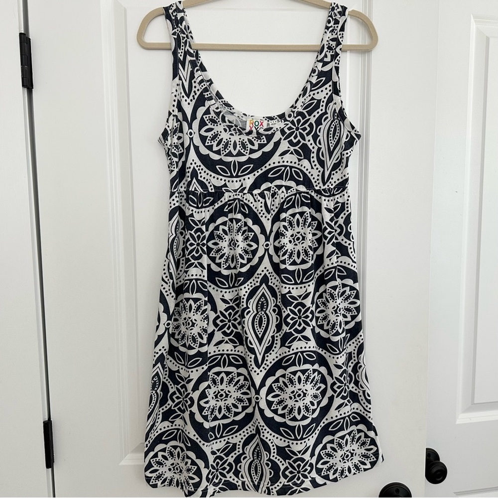 Roxy Navy & White Floral Sleeveless Tank Top Sun Dress- Beach Vacation Surf - Picture 2 of 12